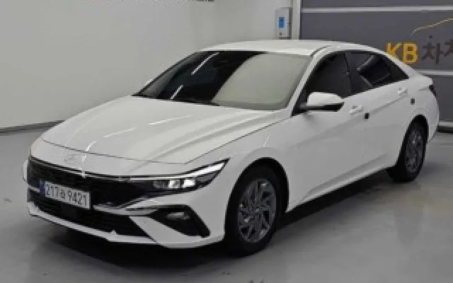 수원국산중고차사이트 더 뉴 아반떼 (CN7) 1.6 가솔린 매물 사진 19 - 2025/02 9,338km